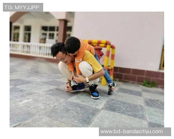 布朗分享训练营体验：为田径队打球的意外收获与挑战